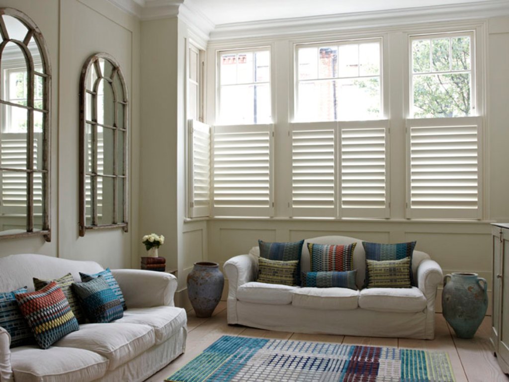 Café style shutters example 4